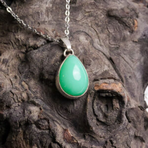 Chrysoprase Teardrop Cabochon Pendant – Marlborough, Queensland