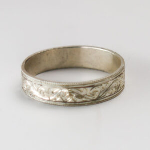 Engraved Scrollwork Silver Ring – 6 mm Band (Size Y, US 12)