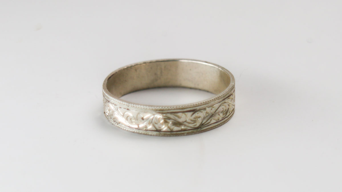 Engraved Scrollwork Silver Ring – 6 mm Band (Size Y, US 12)